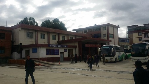 Litang Bus Station